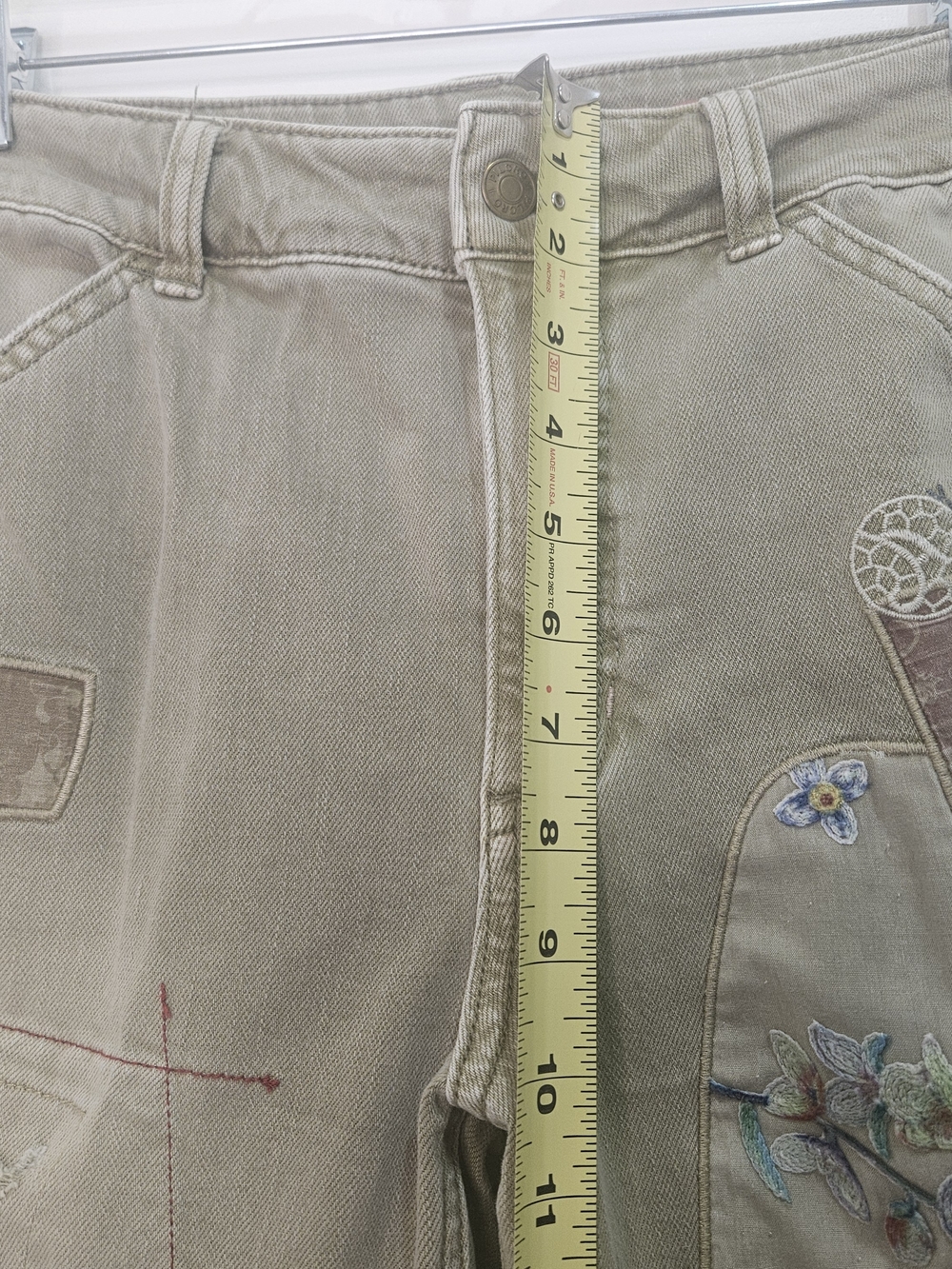 Pilcro The Wanderer Olive Distressed Boho Patchwork Pants sz28 - Picture 6 of 8
